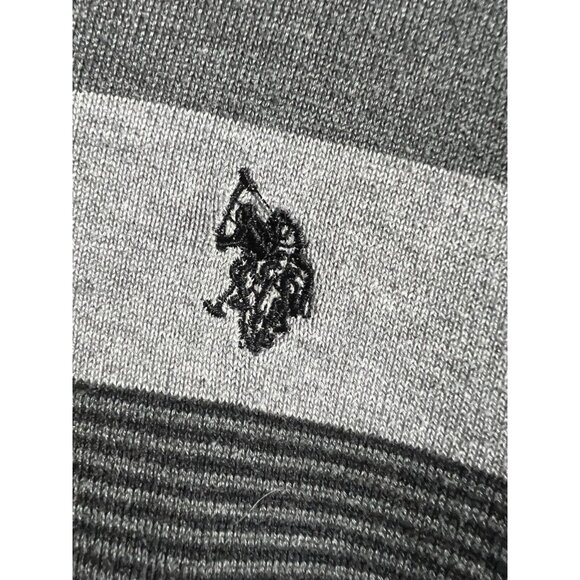 US Polo Assn Sweater Men's M Pullover V-Neck Gray Chest Stripe - Picture 2 of 6